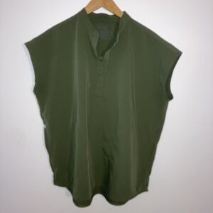 Figs — Dark Olive Rafaela Oversized Scrub Top size M